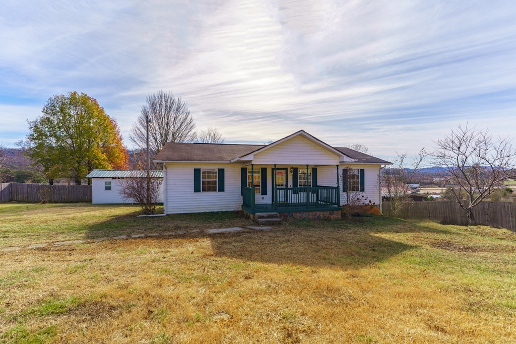 163 Spoon Street Bean Station, TN 37708 - Photo 2 of 26 Gallery Image 2