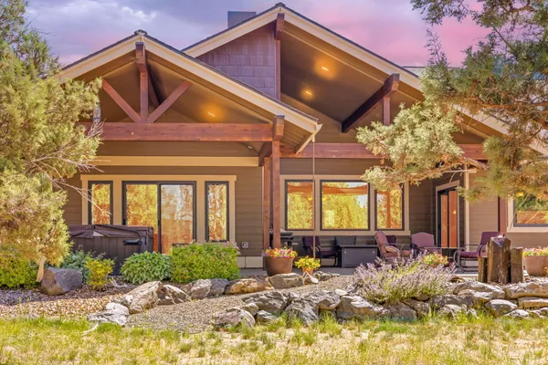 $1,335,000 | 7581 Southeast Madison Avenue, Prineville, OR 97754