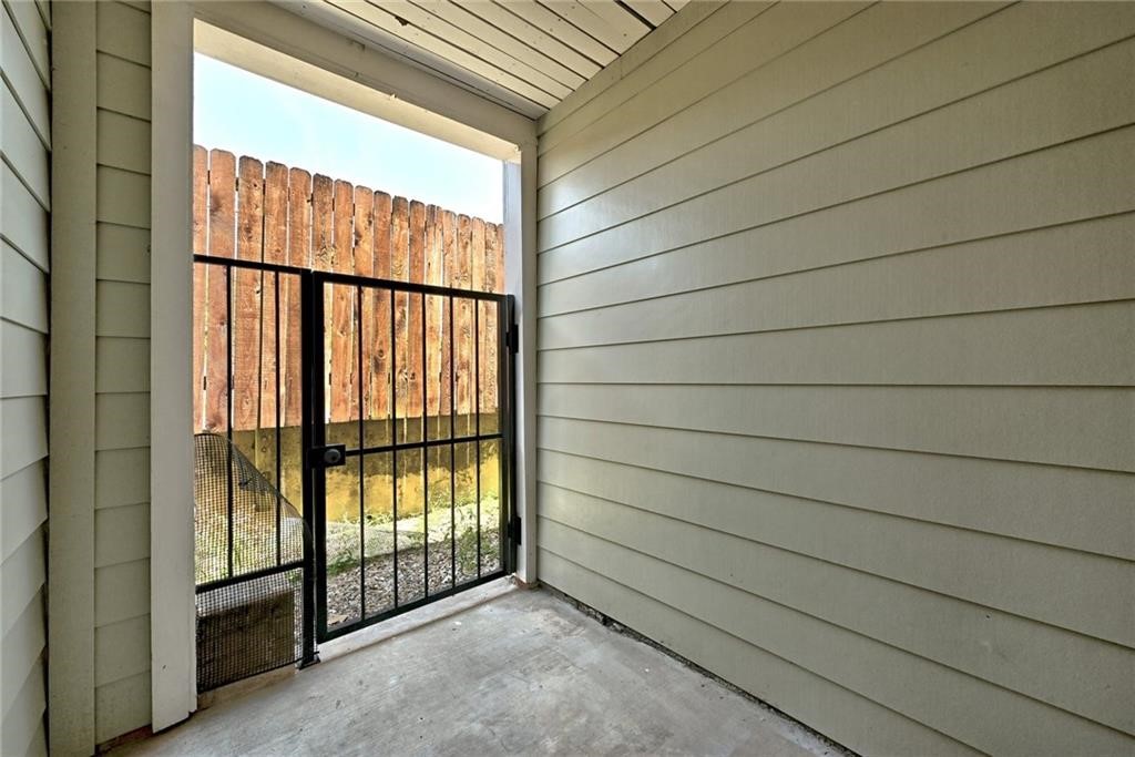 2104 Cullen Avenue, Unit 4117 Austin, TX 78757 - Photo 26 of 36