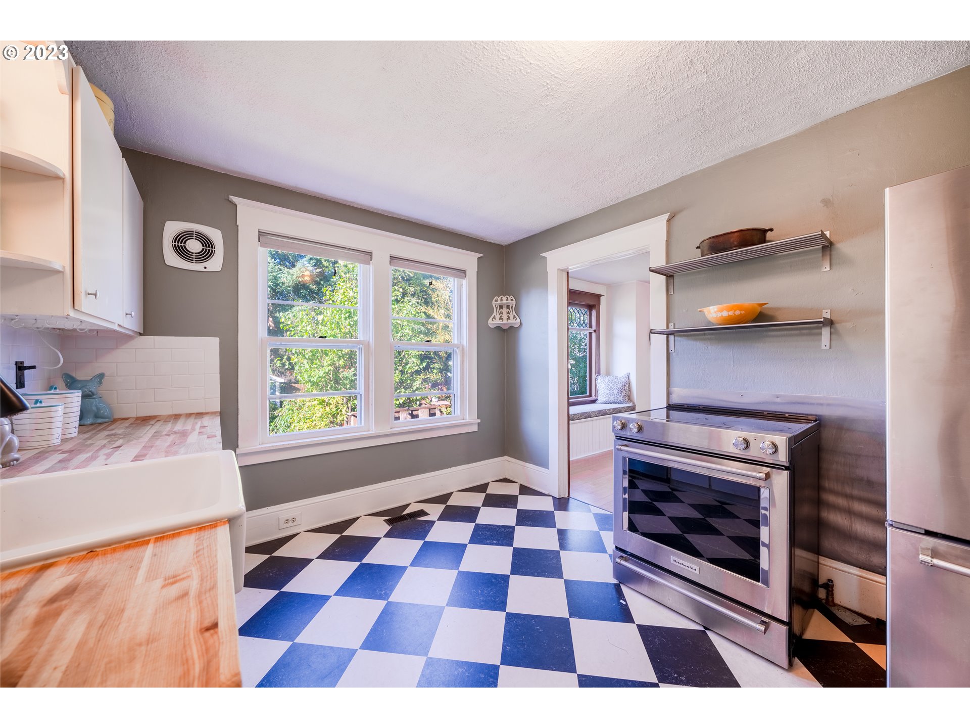 4720 Southeast Logus Road Milwaukie, OR 97222 - Photo 17 of 44 Gallery Image 17
