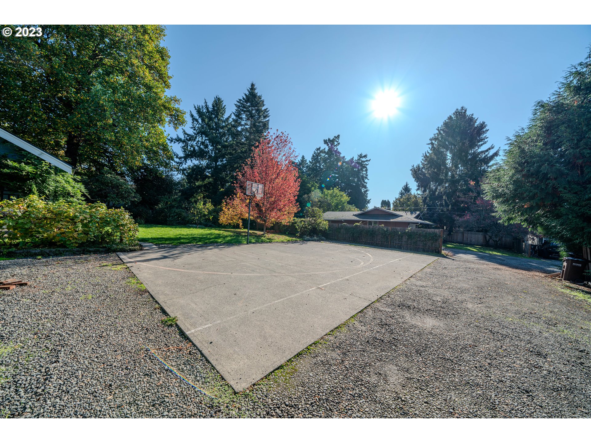 4720 Southeast Logus Road Milwaukie, OR 97222 - Photo 37 of 44 Gallery Image 37