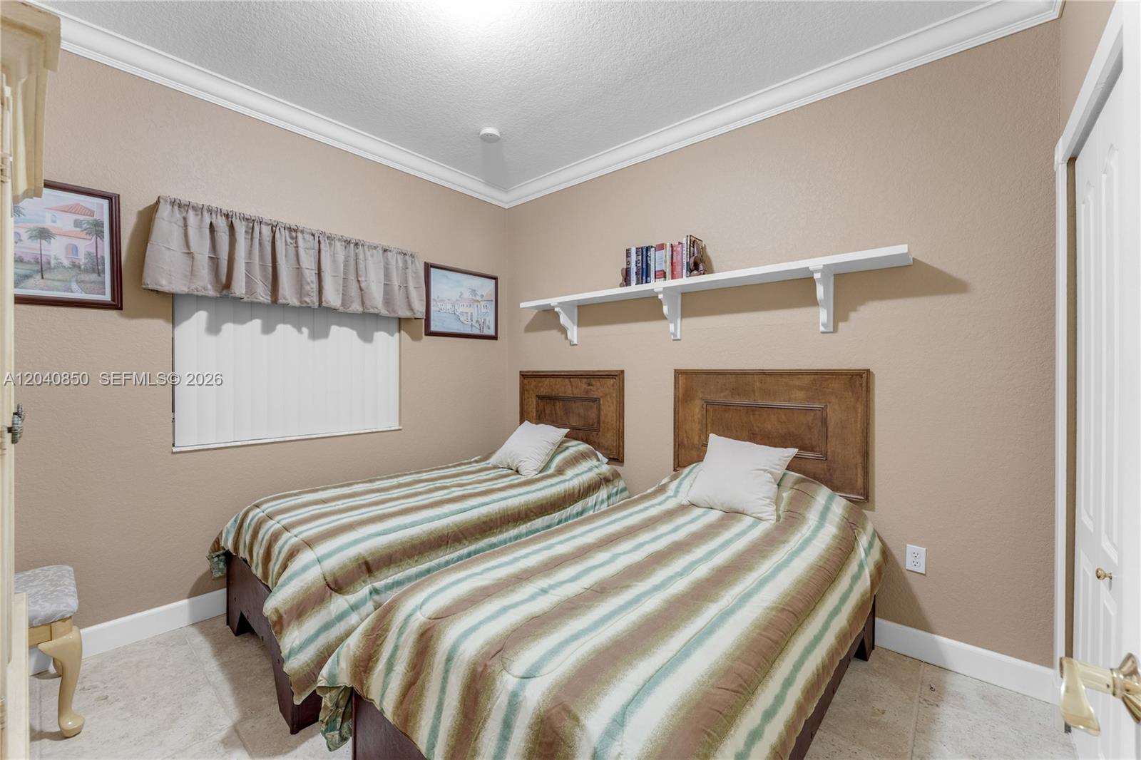22548 Southwest 102nd Path Cutler Bay, FL 33190 - Photo 16 of 28