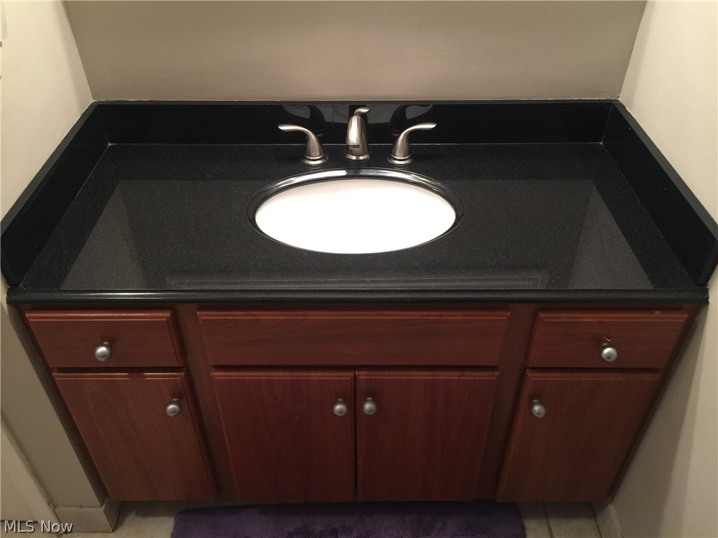 17784 Drake Road Strongsville, OH 44136 - Photo 11 of 17 Gallery Image 11