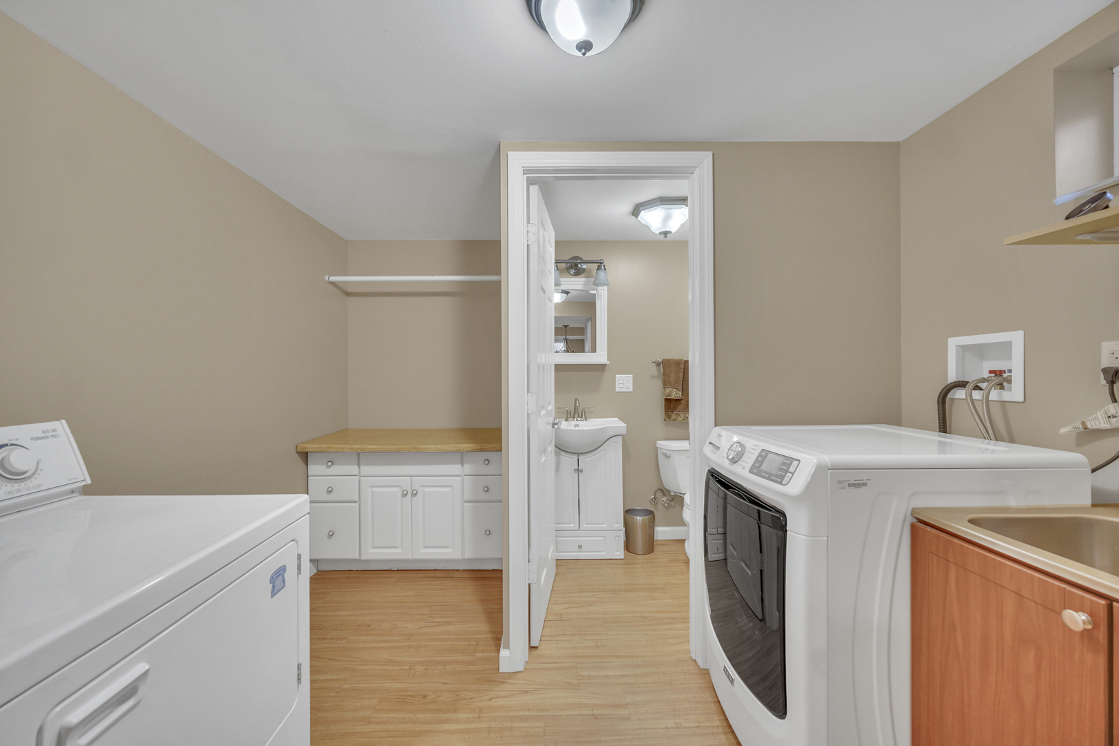 1101 Anthony Road Wheeling, IL 60090 - Photo 20 of 27 Gallery Image 20