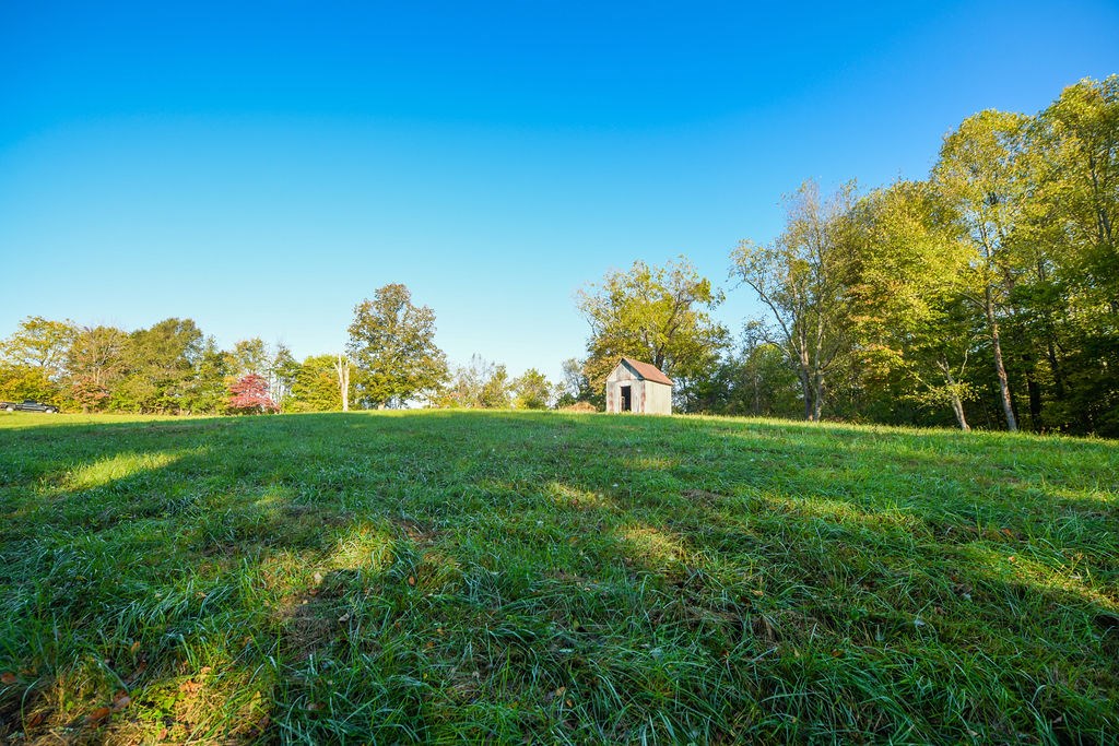9629 South Strain Ridge Road Bloomington, IN 47401 - Photo 8 of 14 Gallery Image 8