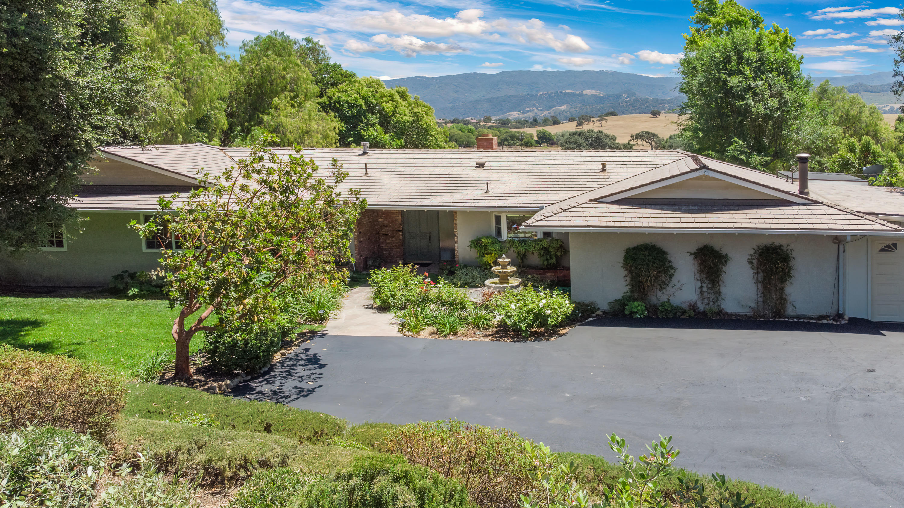 2548 Janin Way Solvang, CA 93463 - Photo 2 of 60 2548 Janin Way-57