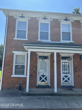 $1,200 | 209 East Pine Street, Selinsgrove, PA 17870