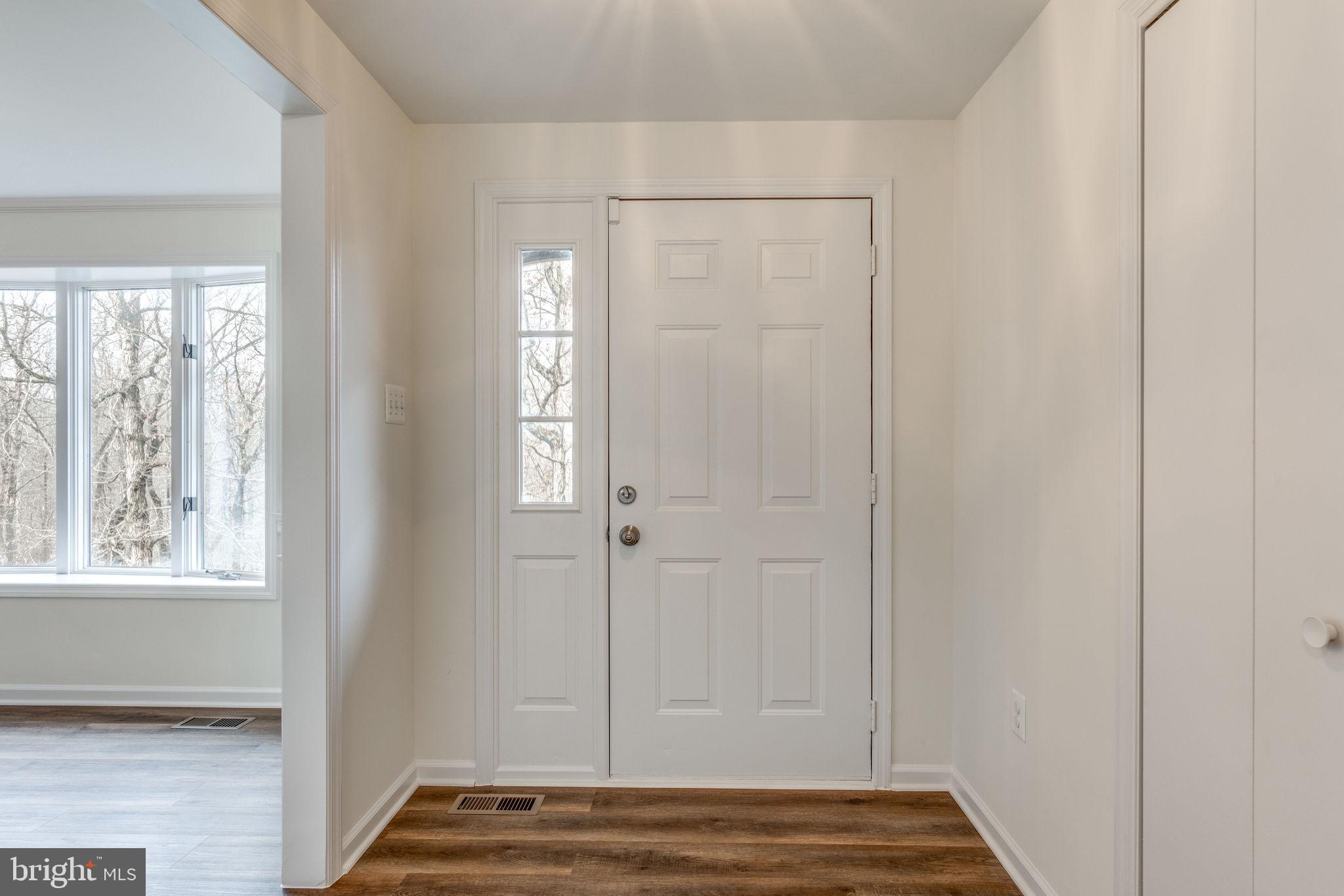 4014 Howellsville Road Front Royal, VA 22630 - Photo 2 of 37