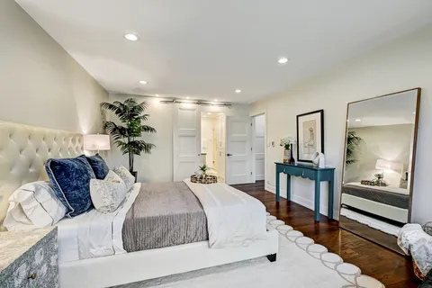 $365,000 | 360 Claymoor, Unit 3G, Hinsdale, IL 60521