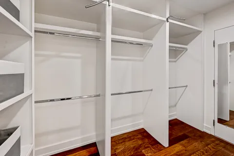 $365,000 | 360 Claymoor, Unit 3G, Hinsdale, IL 60521