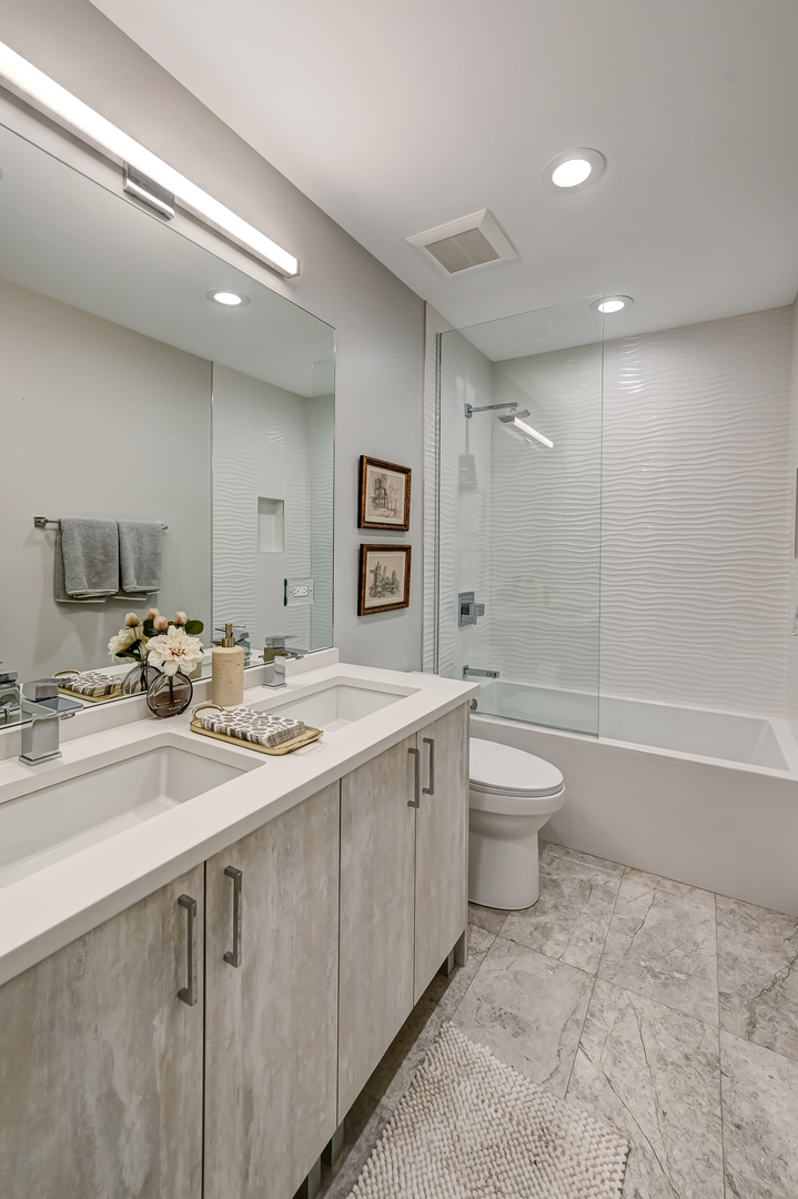 360 Claymoor, Unit 3G Hinsdale, IL 60521 - Photo 23 of 25