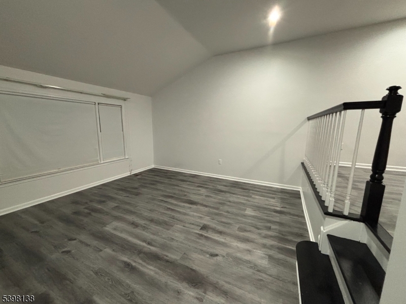 21 Teaberry Drive Edison, NJ 08820 - Photo 14 of 17