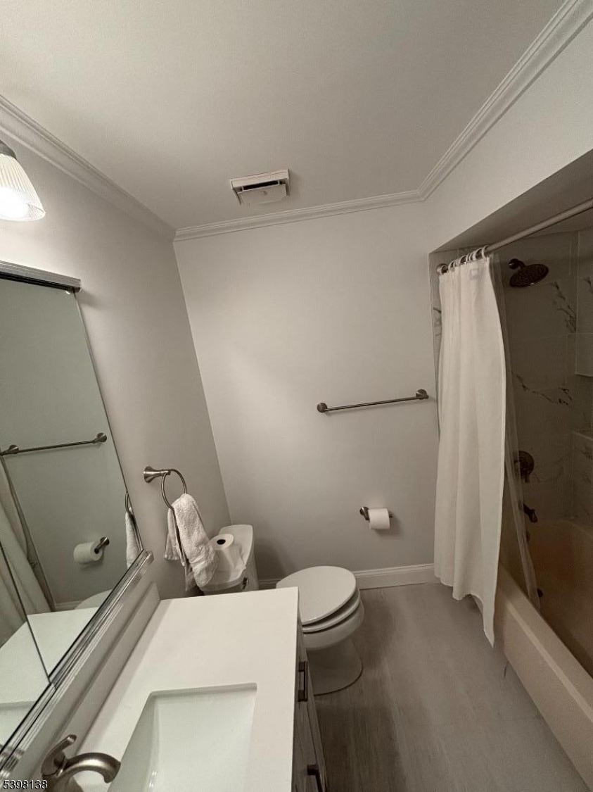 21 Teaberry Drive Edison, NJ 08820 - Photo 8 of 17