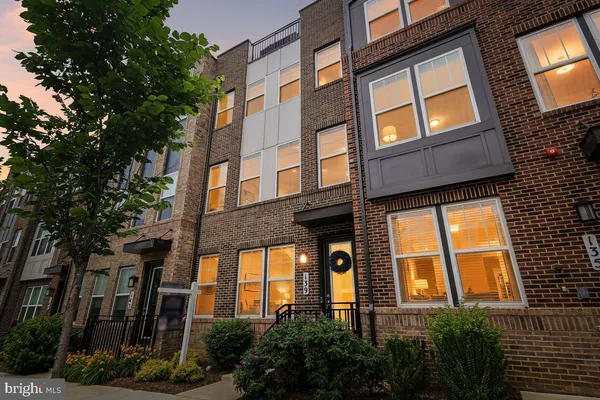 $949,000 | 139 Dickenson Drive, Gaithersburg, MD 20878