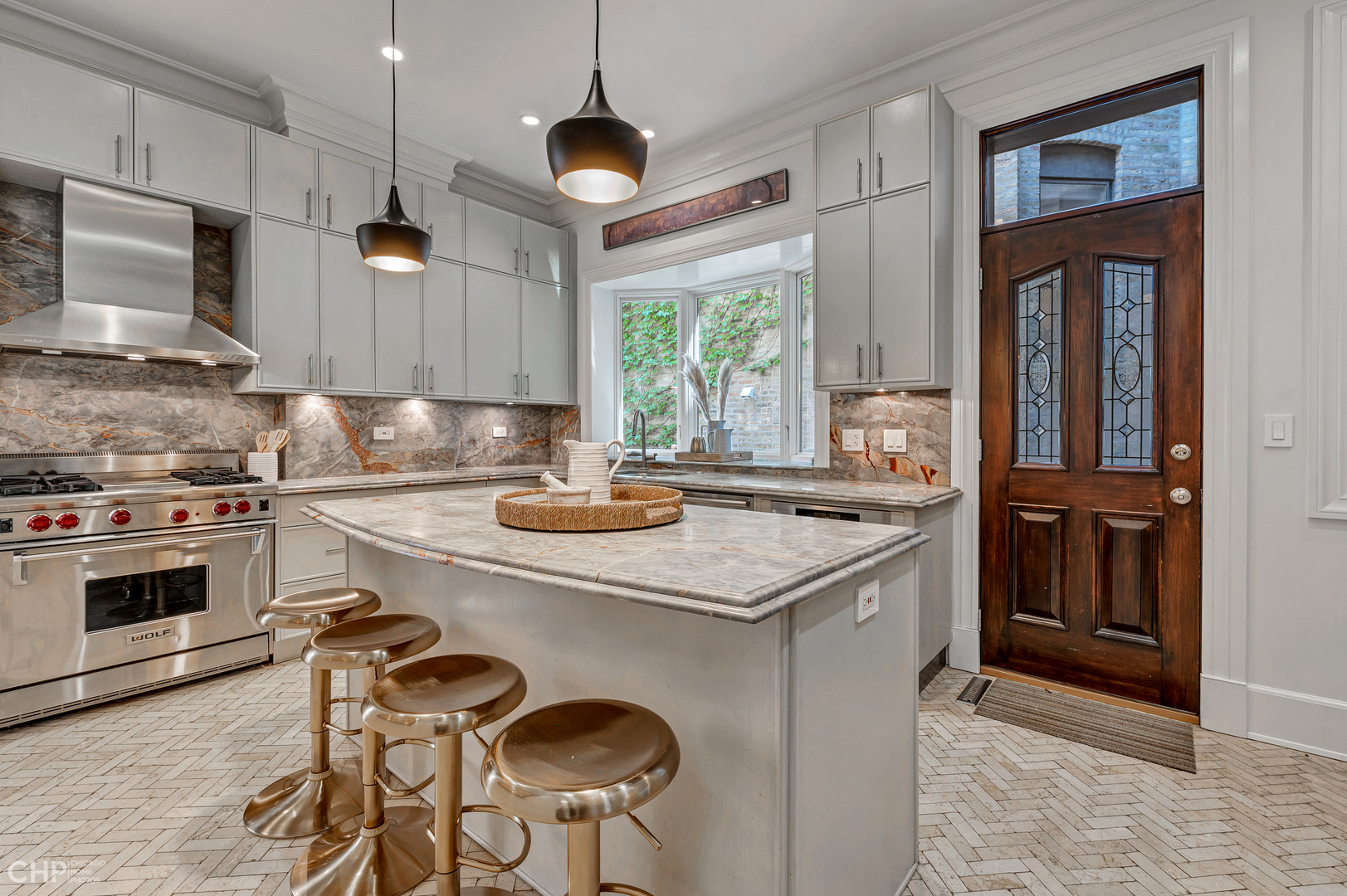 125 West Delaware Place Chicago, IL 60610 - Photo 11 of 44