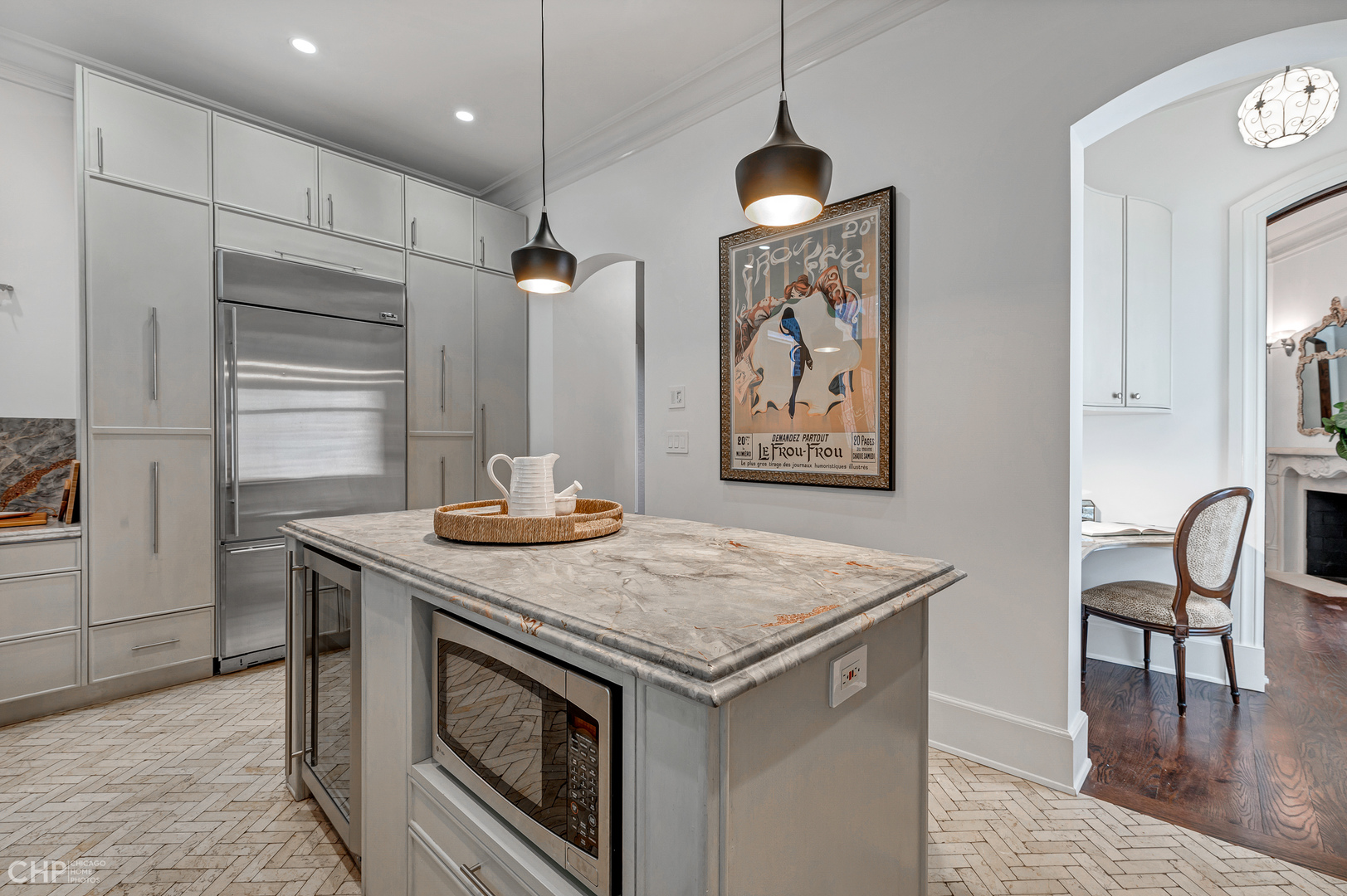 125 West Delaware Place Chicago, IL 60610 - Photo 13 of 44