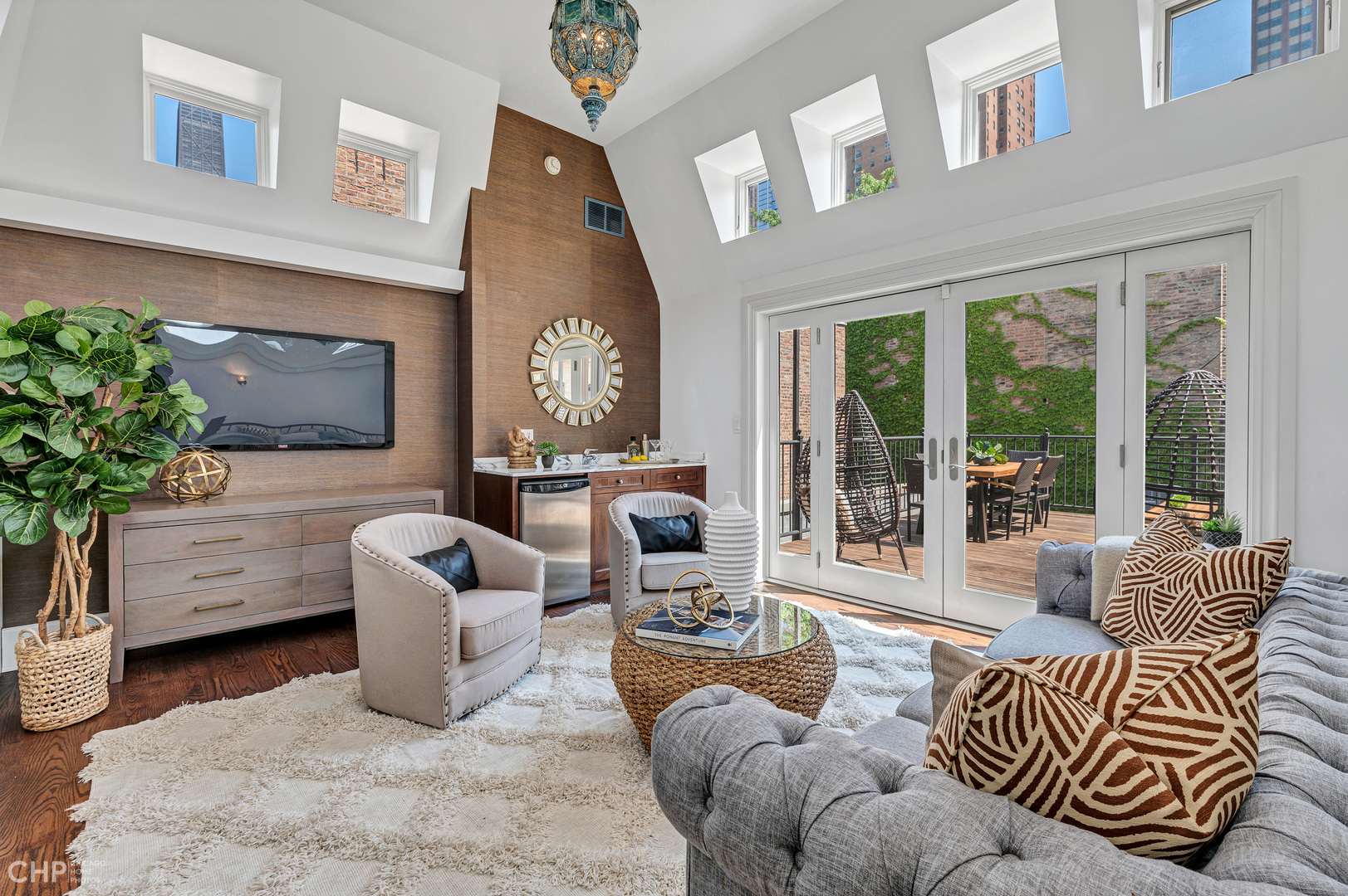 125 West Delaware Place Chicago, IL 60610 - Photo 25 of 44