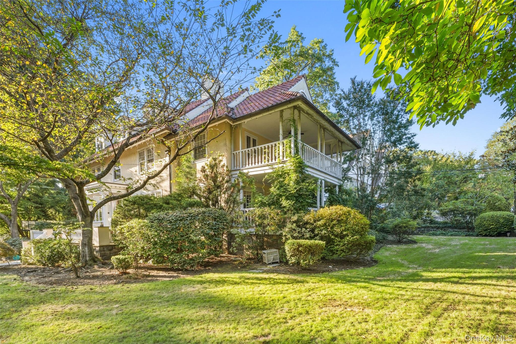 2 Dellwood Road Bronxville, NY 10708 - Photo 40 of 46 Beautiful, level lot, corner lot.