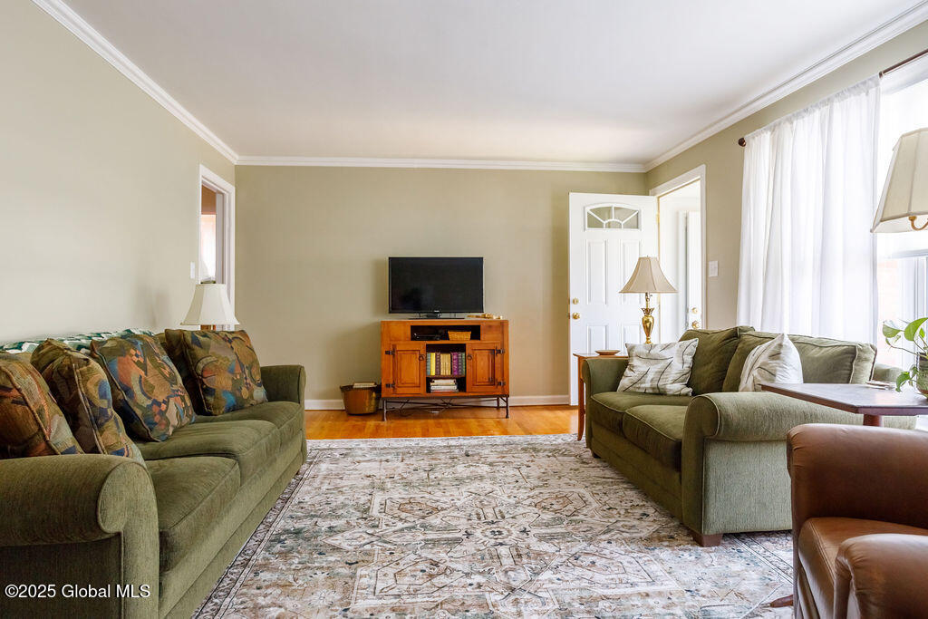 209 Whitehall Road Albany, NY 12209 - Photo 3 of 36 209Whitehall-2