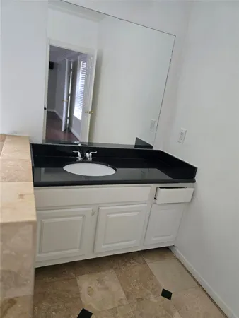 $3,200 | 12018 McKinney Falls Lane, Sugar Land, TX 77498