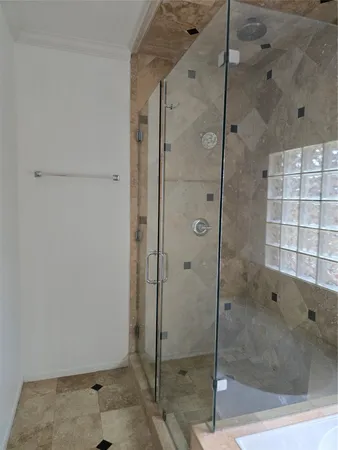 $3,200 | 12018 McKinney Falls Lane, Sugar Land, TX 77498