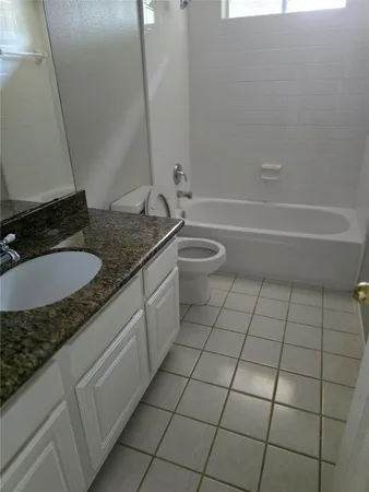 $3,200 | 12018 McKinney Falls Lane, Sugar Land, TX 77498
