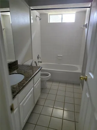 $3,200 | 12018 McKinney Falls Lane, Sugar Land, TX 77498