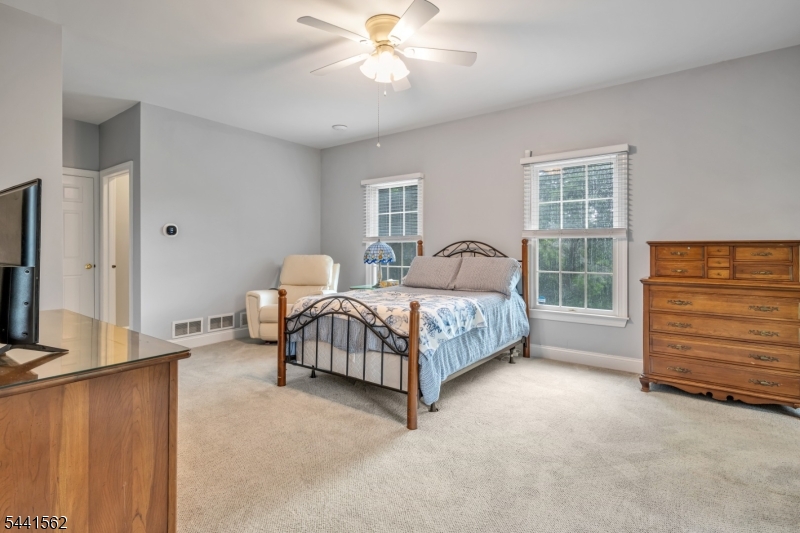 4 Ashley Drive Flanders, NJ 07836 - Photo 33 of 48