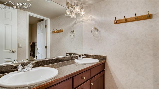 18075 Stoneview Road Monument, CO 80132 - Photo 31 of 42