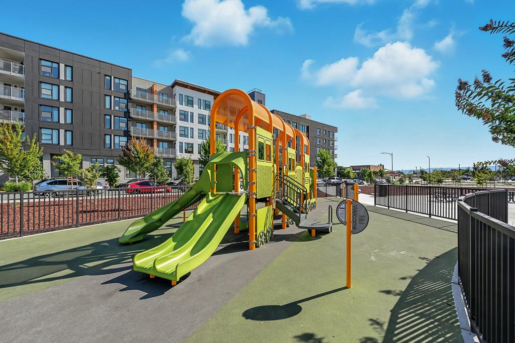 1036 Onofrio Lane, Unit 6 San Jose, CA 95133 - Photo 43 of 50 a view of a swimming pool with a lounge chair