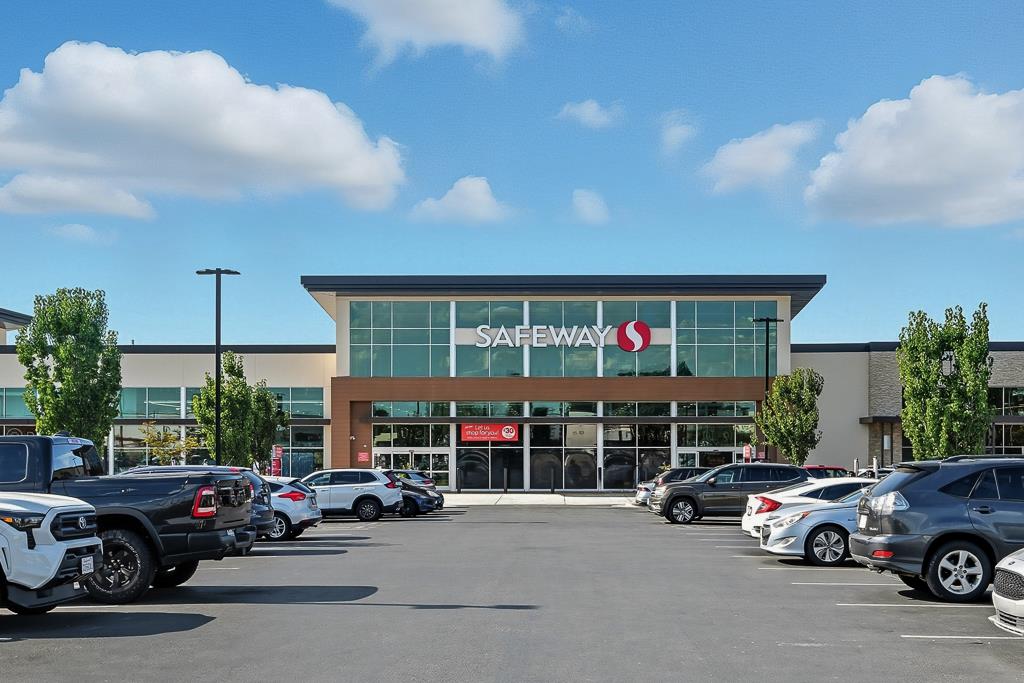 1036 Onofrio Lane, Unit 6 San Jose, CA 95133 - Photo 46 of 50 a view of street with parked cars