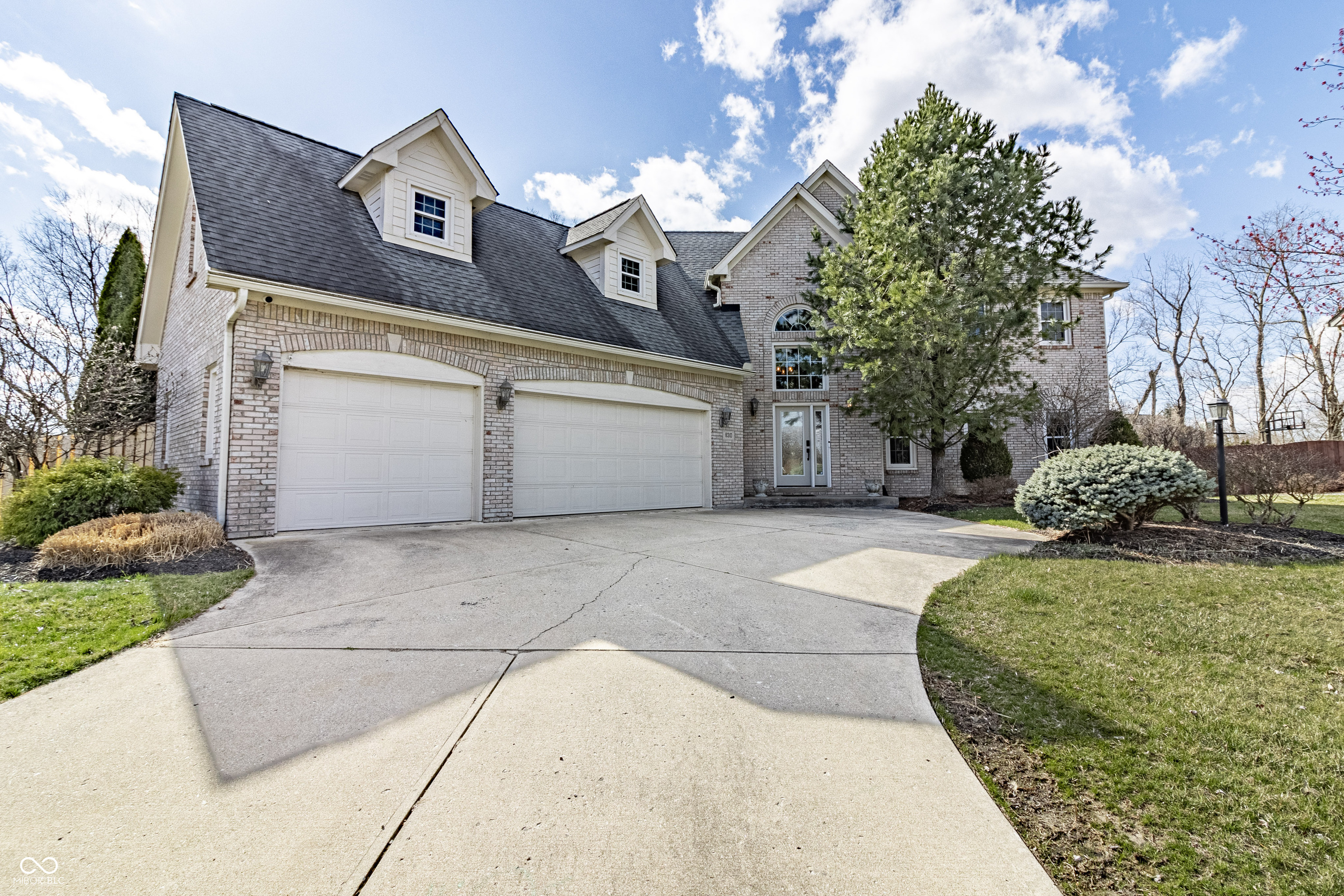 8310 Misty Drive Indianapolis, IN 46236 - Photo 2 of 84