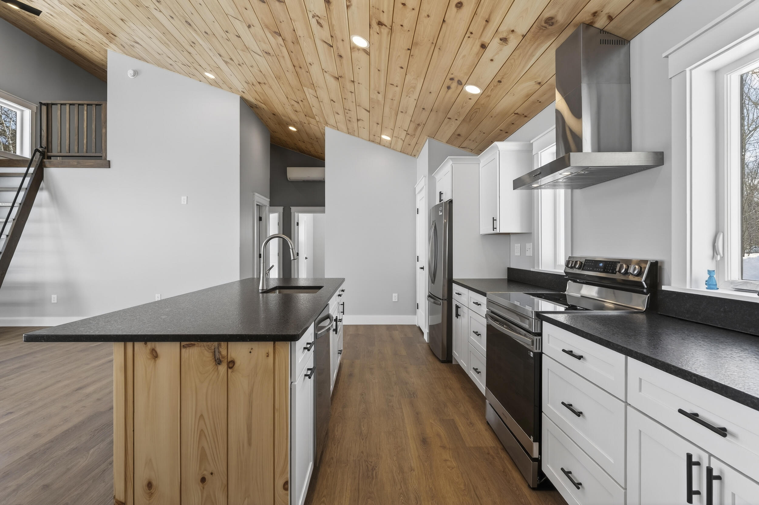 295 Mt Mica Road Paris, ME 04281 - Photo 17 of 57 295MountMica-9