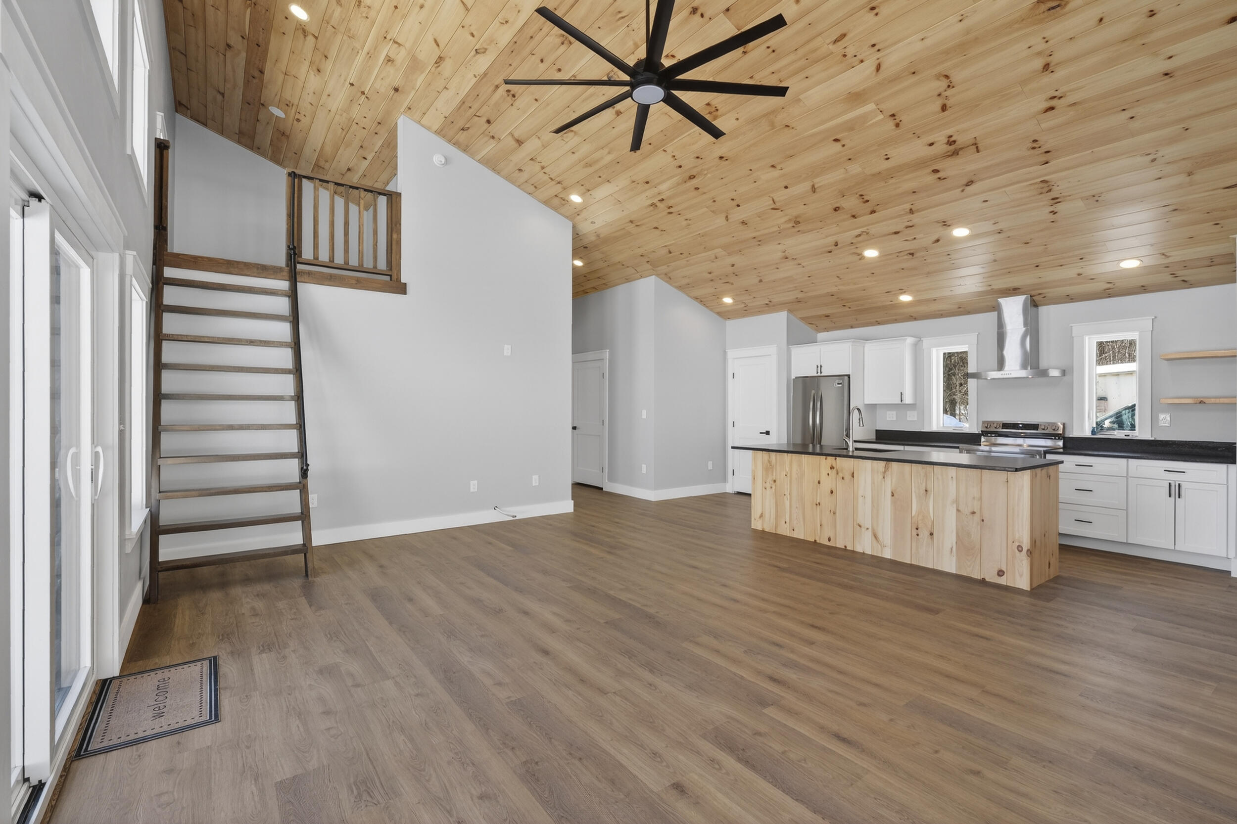 295 Mt Mica Road Paris, ME 04281 - Photo 19 of 57 295MountMica-11