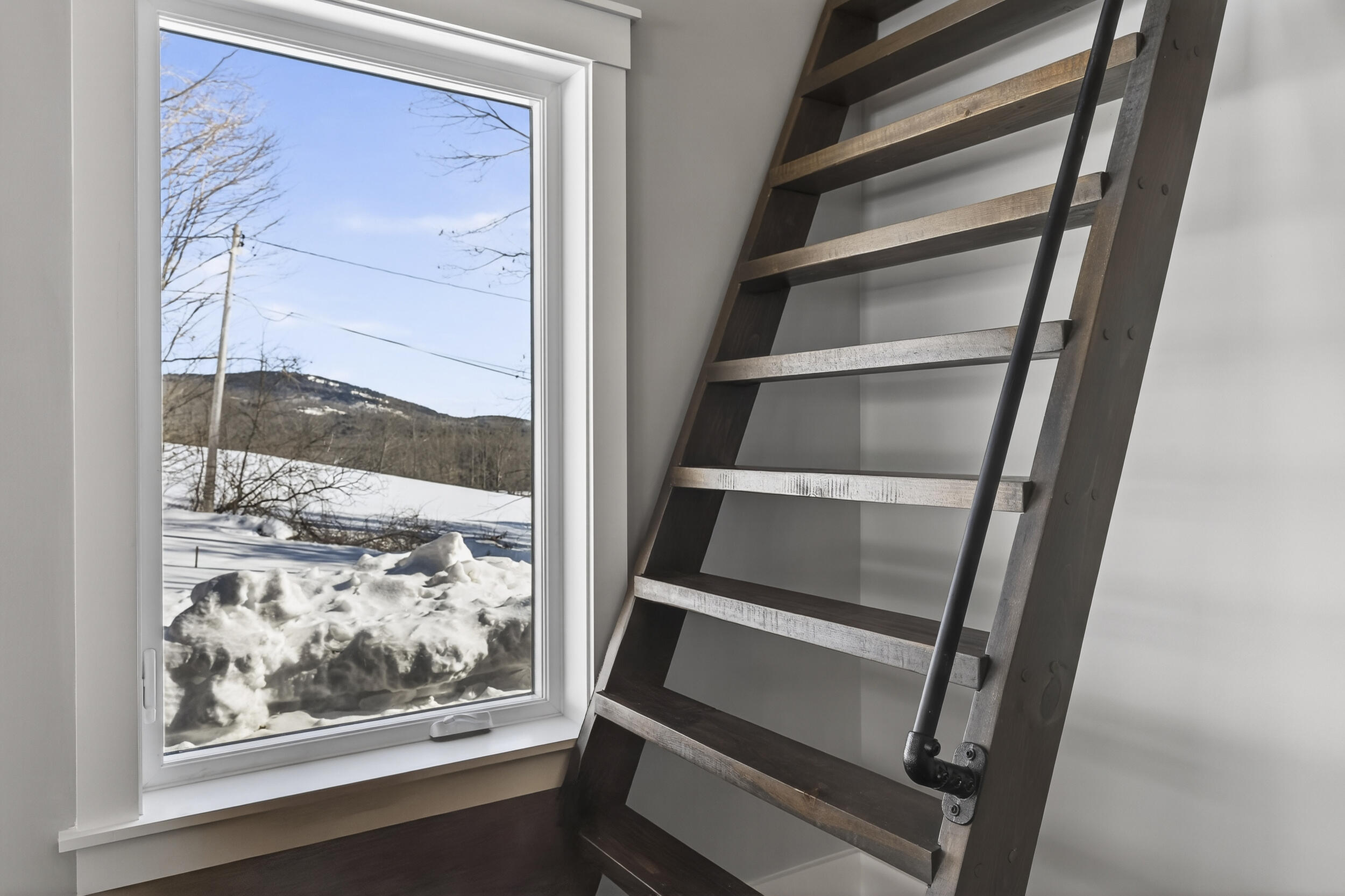 295 Mt Mica Road Paris, ME 04281 - Photo 25 of 57 295MountMica-17