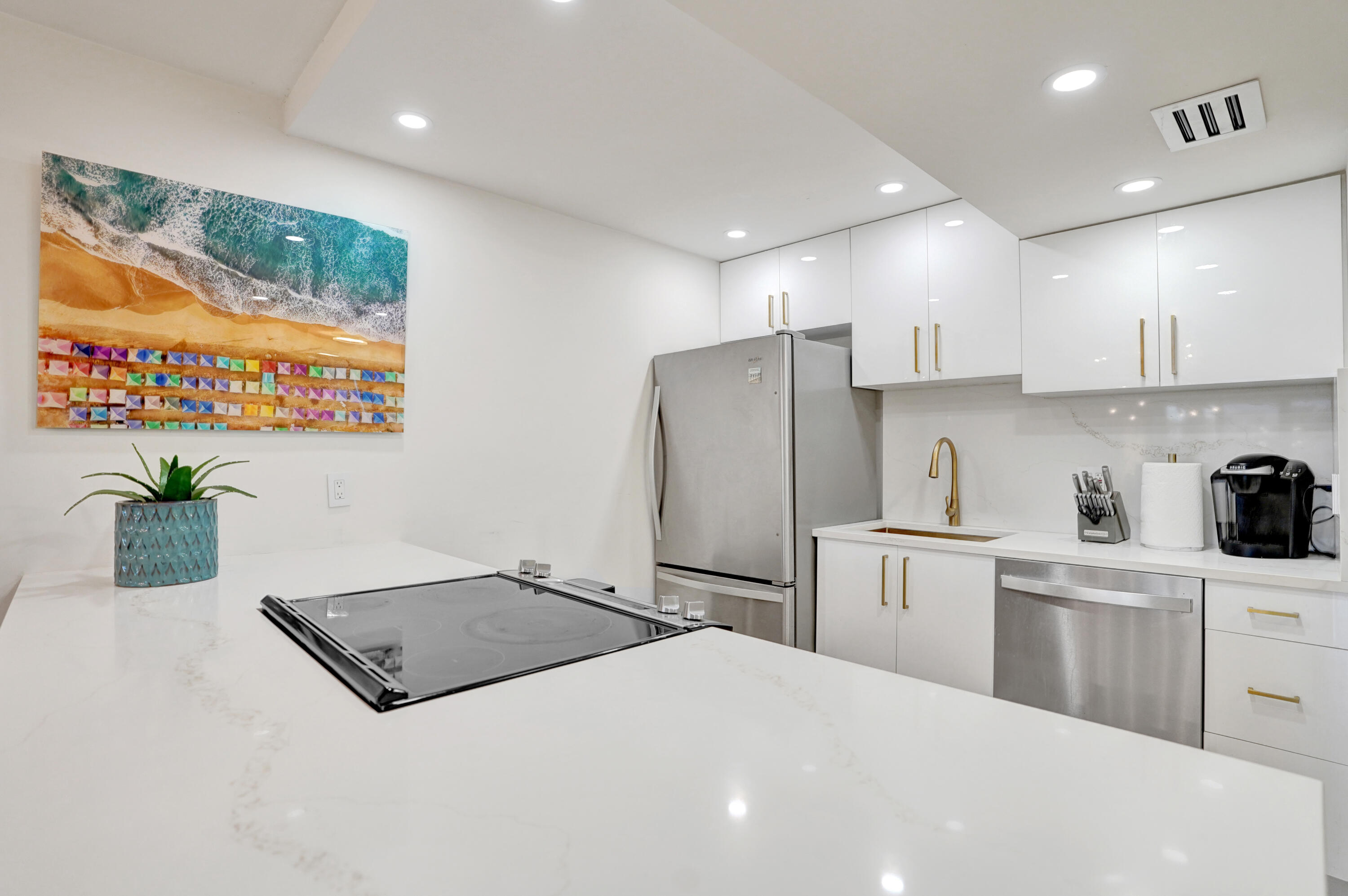 755 Dotterel Road, Unit 1112 Delray Beach, FL 33444 - Photo 5 of 64 Condo For Rent in Delray Racquet Club