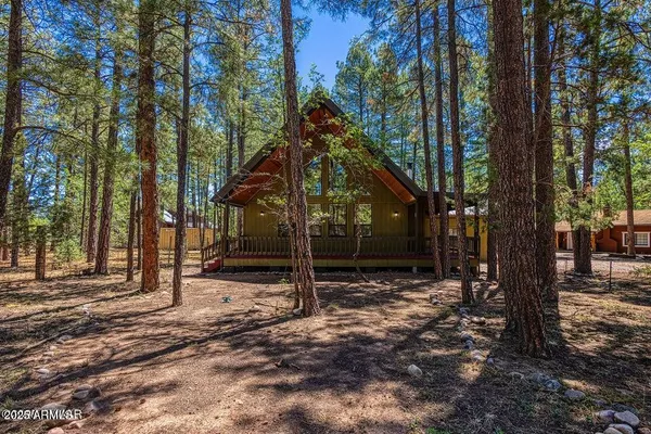 $525,000 | 950 Cooper Lane, Lakeside, AZ 85929
