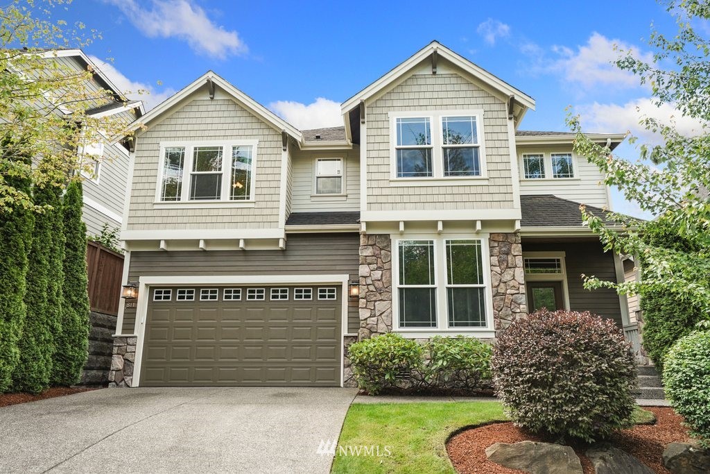 811 South 37th Place Renton, WA 98055 - Photo 1 of 40