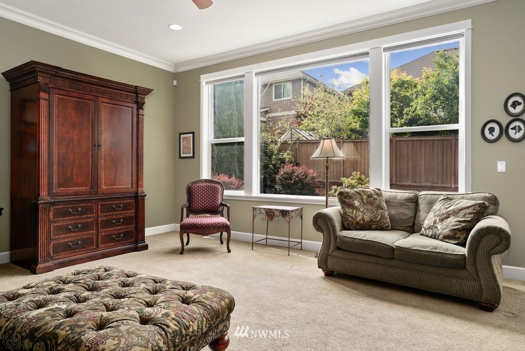 811 South 37th Place Renton, WA 98055 - Photo 17 of 40