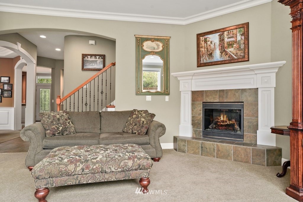 811 South 37th Place Renton, WA 98055 - Photo 18 of 40