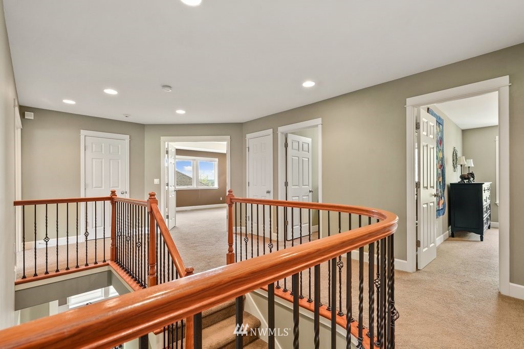 811 South 37th Place Renton, WA 98055 - Photo 20 of 40
