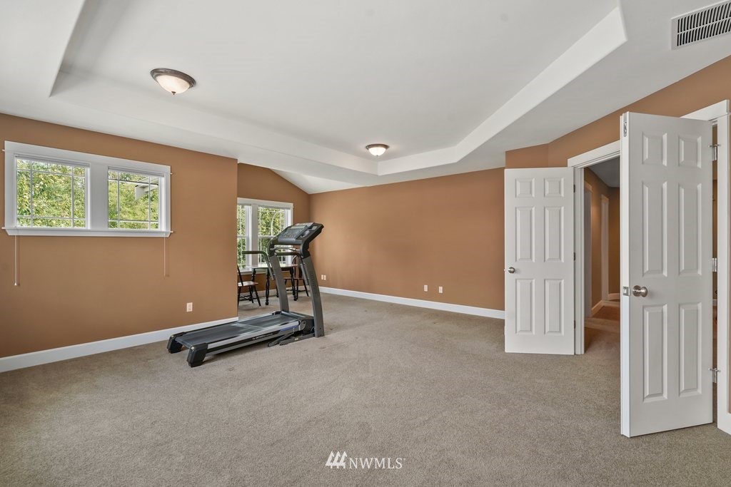 811 South 37th Place Renton, WA 98055 - Photo 28 of 40