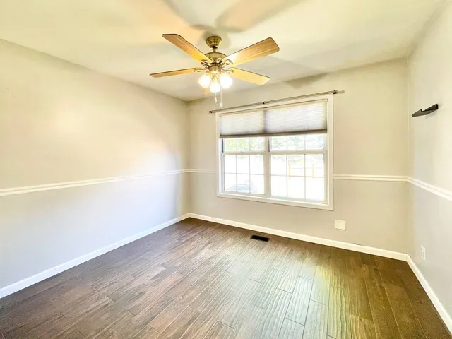 $3,100 | 433 Gloria Lane, Unit 433, Oswego, IL 60543