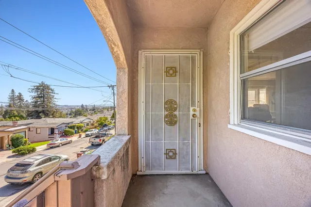 $608,000 | 3121 Monticello Avenue, Oakland, CA 94619