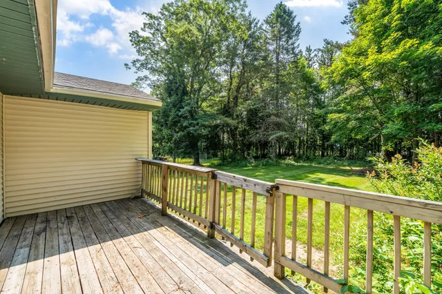 $249,000 | 8 Sylvan Road, Orono, ME 04473