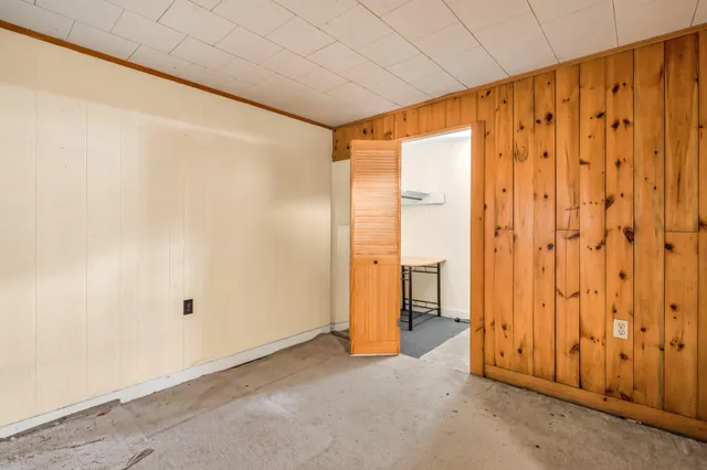 $249,000 | 8 Sylvan Road, Orono, ME 04473