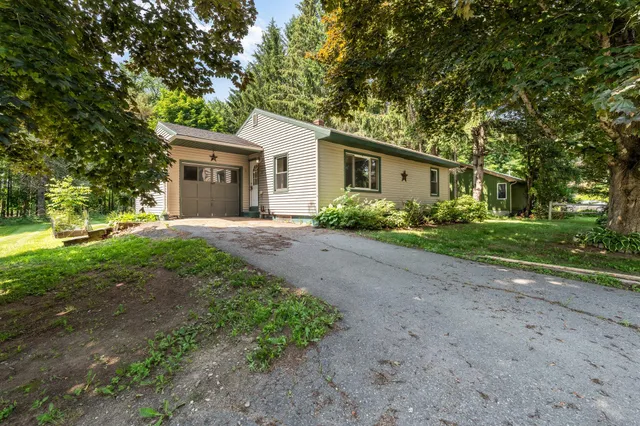 $249,000 | 8 Sylvan Road, Orono, ME 04473