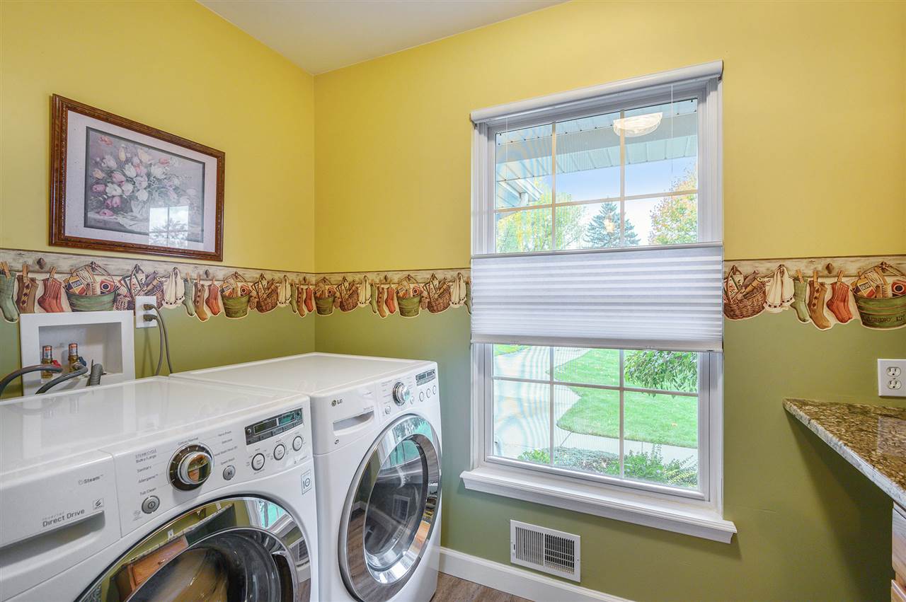 7245 Johnson Flushing, MI 48433 - Photo 34 of 55 50026771-33.JPG