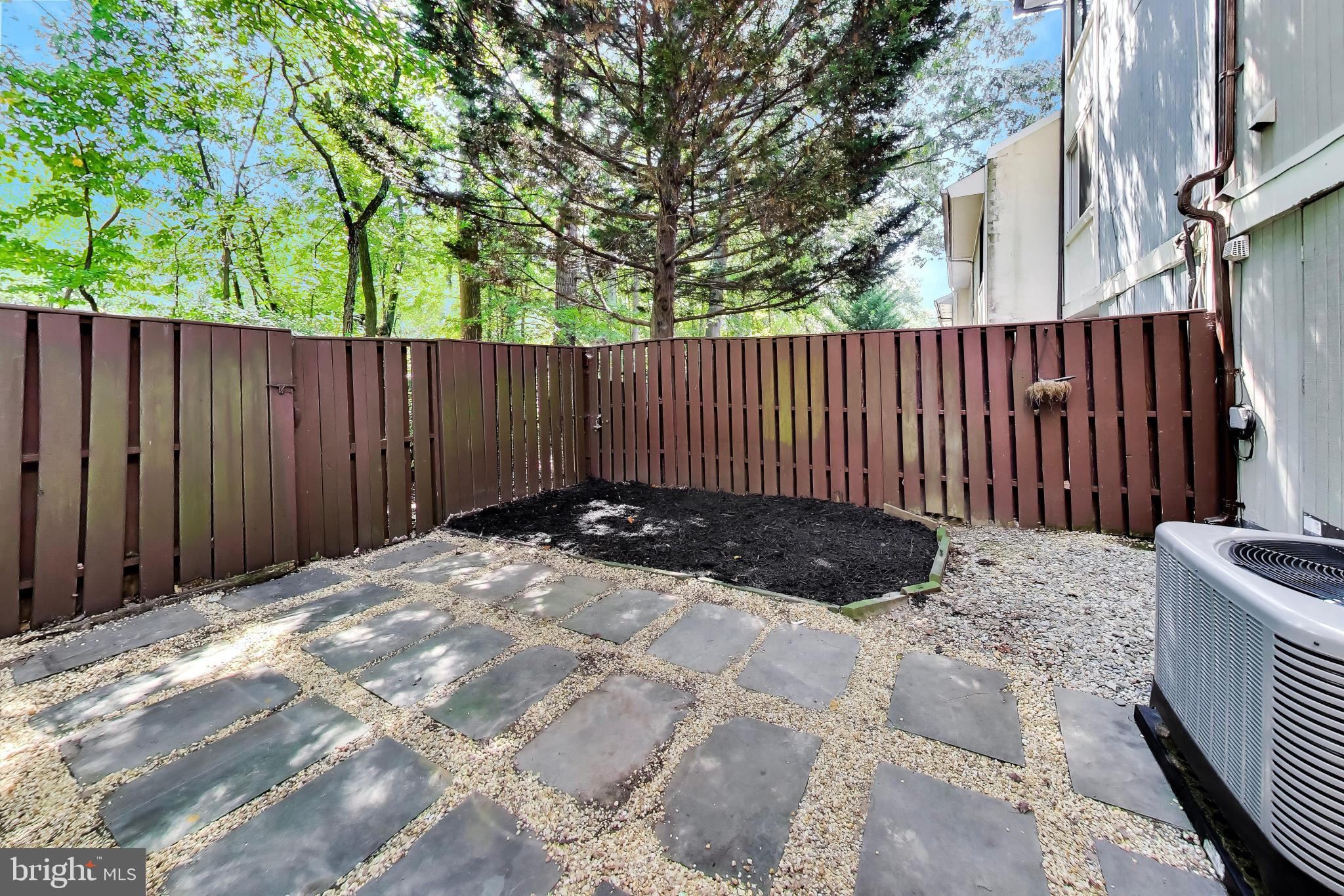 2225 Southgate Square Reston, VA 20191 - Photo 34 of 40 Gallery Image 34