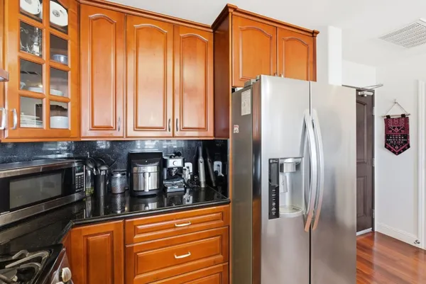 $1,150,000 | 151 El Camino Real, Unit 305, Millbrae, CA 94030